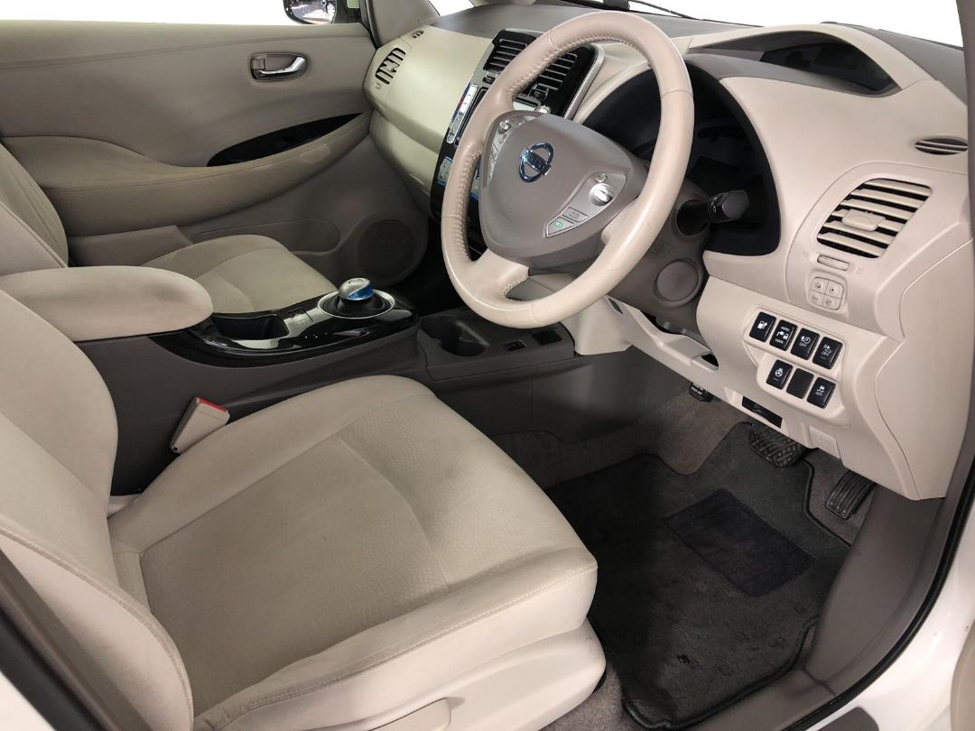 Photo '15' of Nissan Leaf Photo '15' of Nissan Leaf