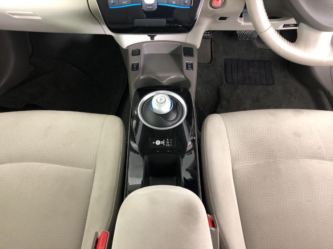 Photo '17' of Nissan Leaf Photo '17' of Nissan Leaf