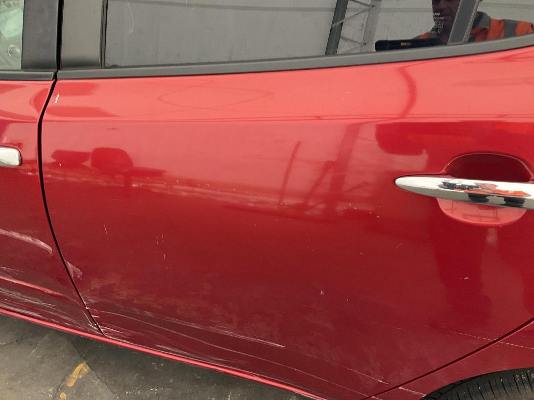 Photo '12' of Nissan Leaf