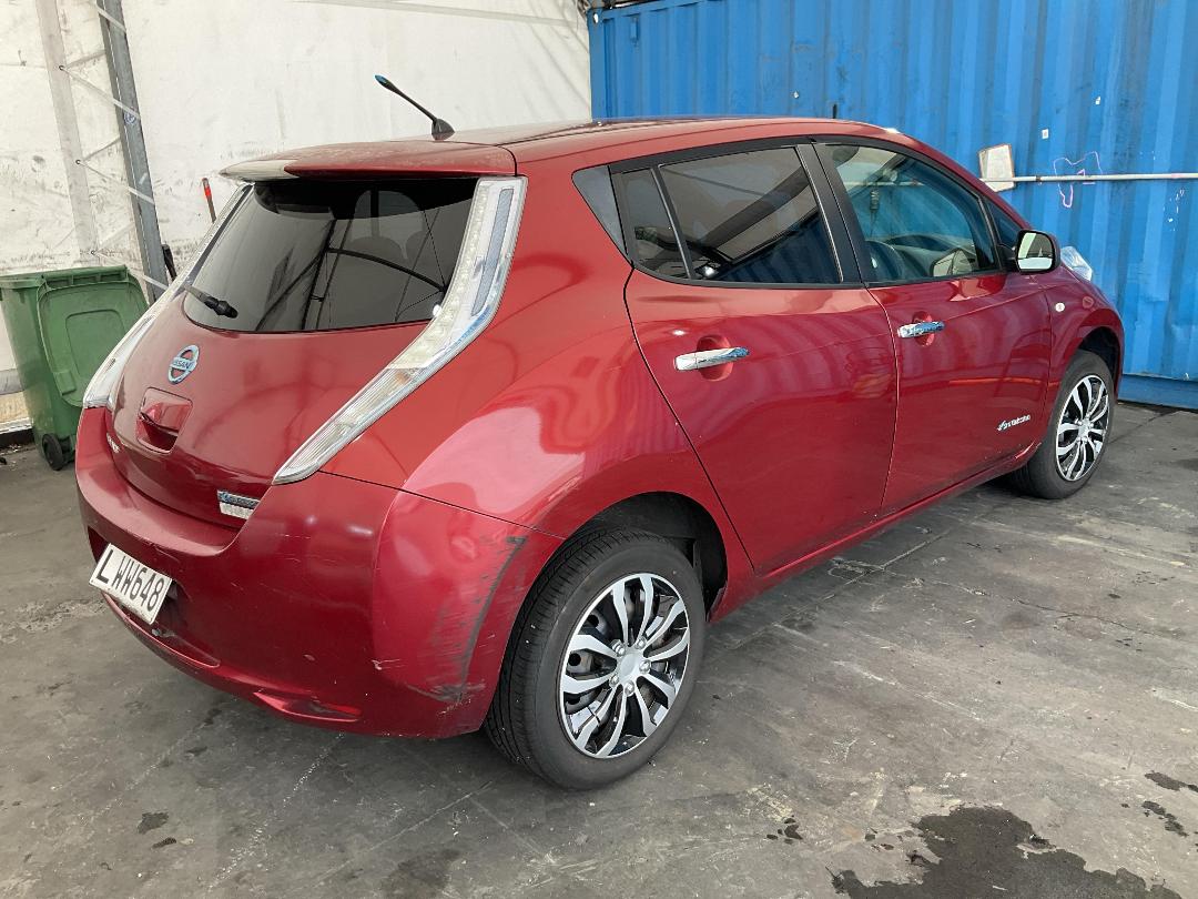 Photo '20' of Nissan Leaf