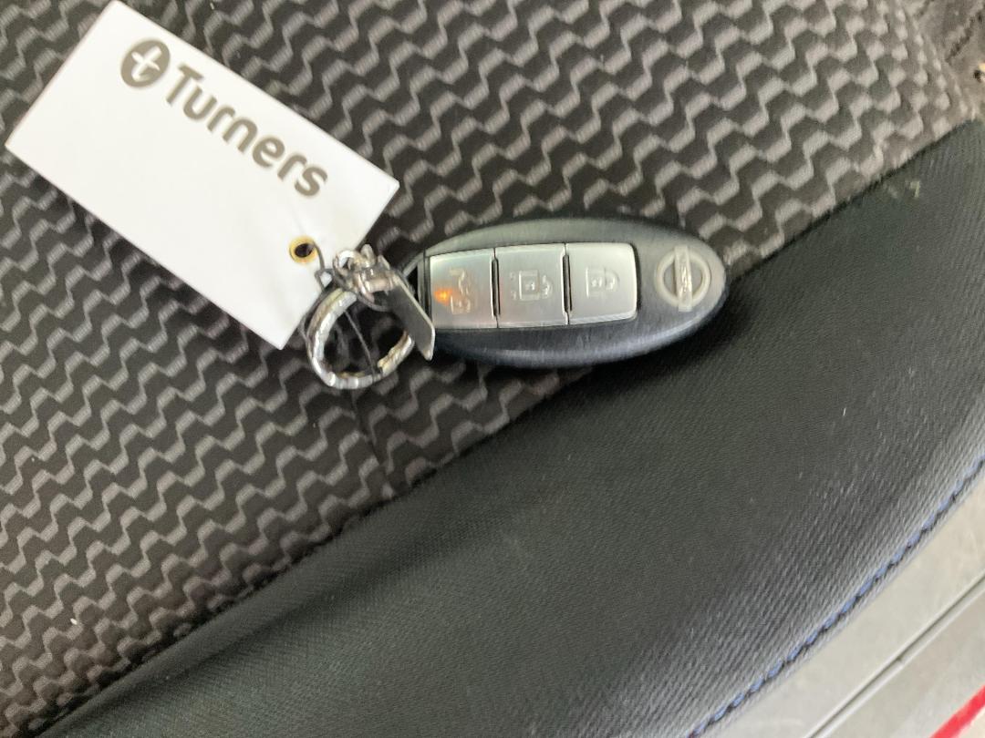 Photo '28' of Nissan Leaf