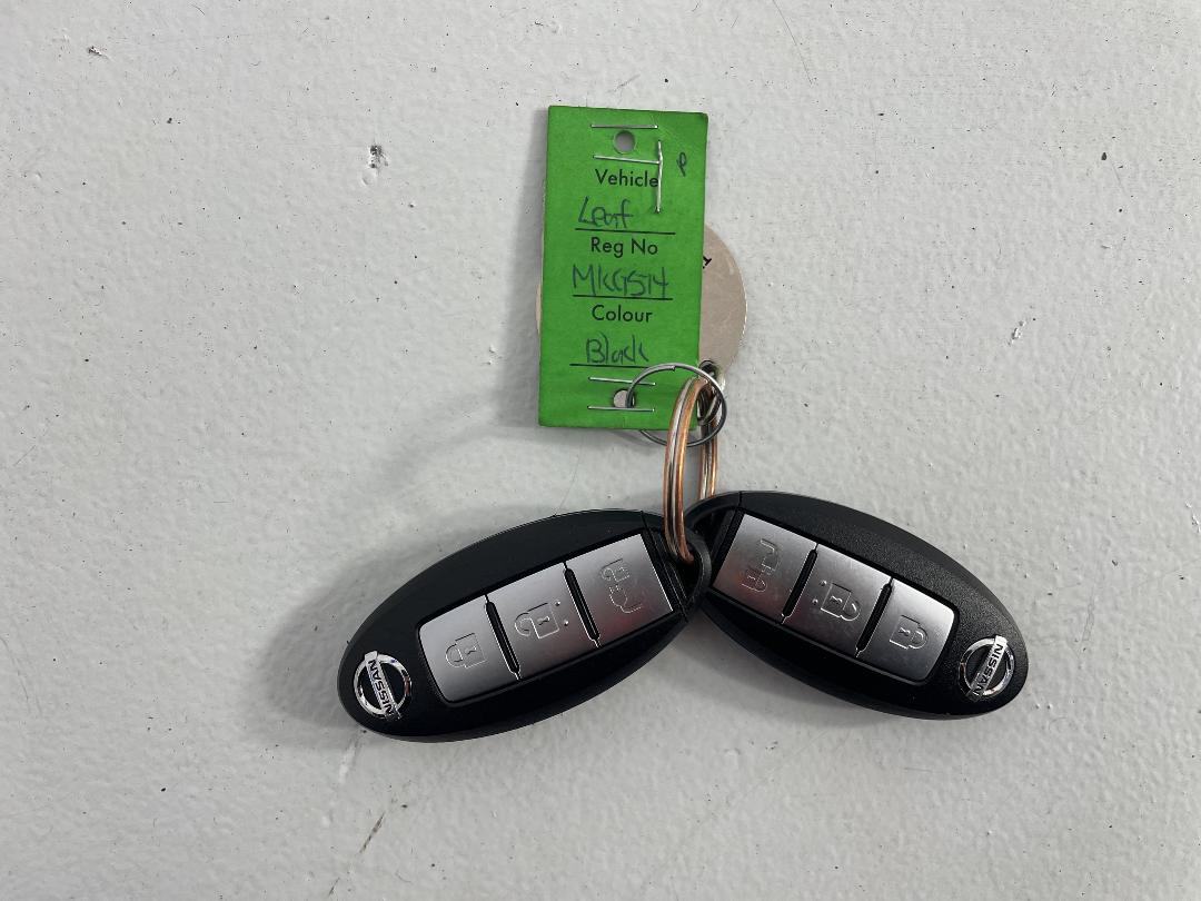 Photo '22' of Nissan Leaf Photo '22' of Nissan Leaf