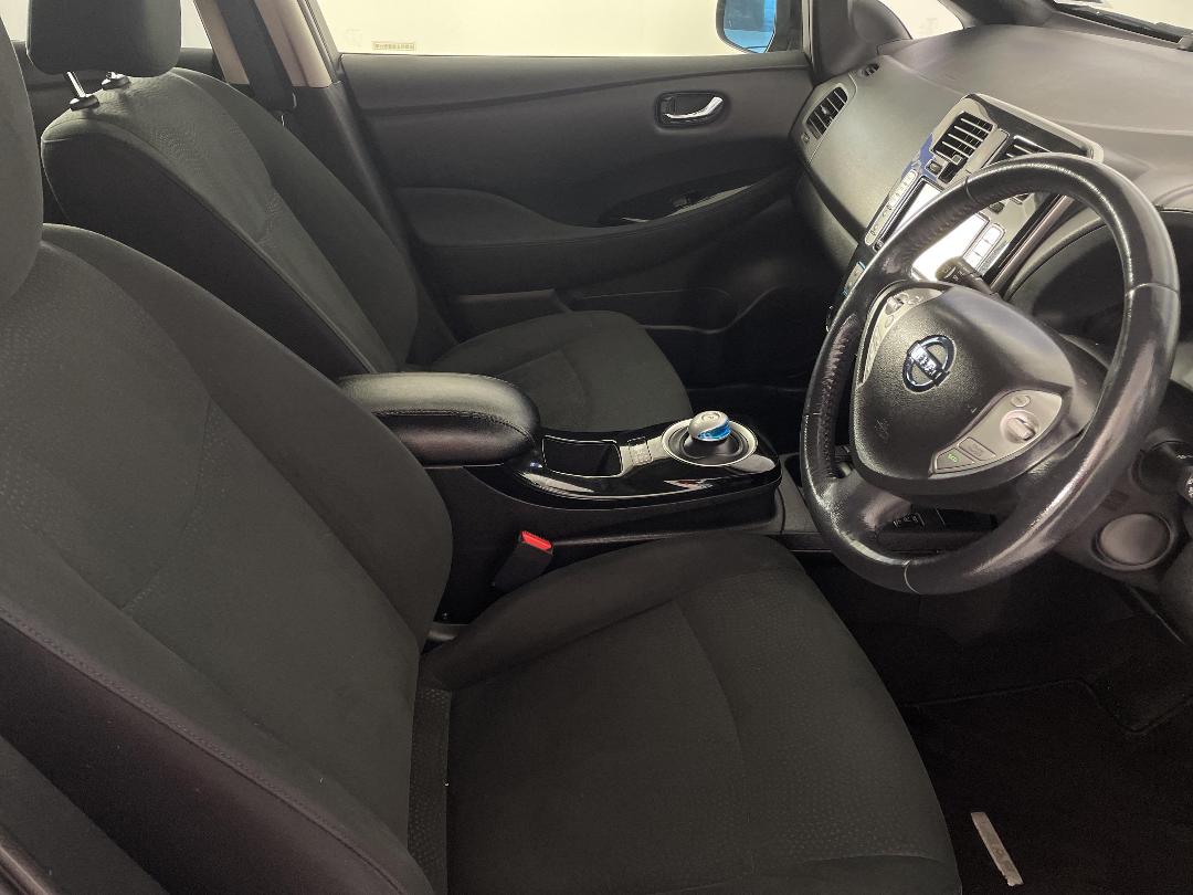 Photo '16' of Nissan Leaf Photo '16' of Nissan Leaf