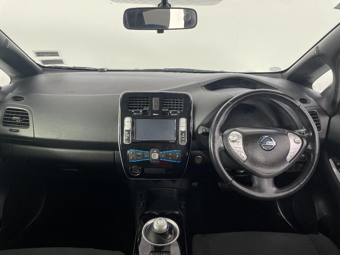 Photo '17' of Nissan Leaf Photo '17' of Nissan Leaf