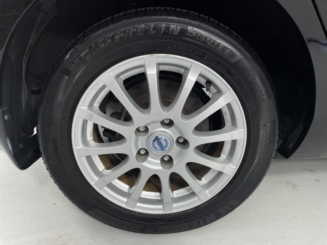 Photo '12' of Nissan Leaf Photo '12' of Nissan Leaf