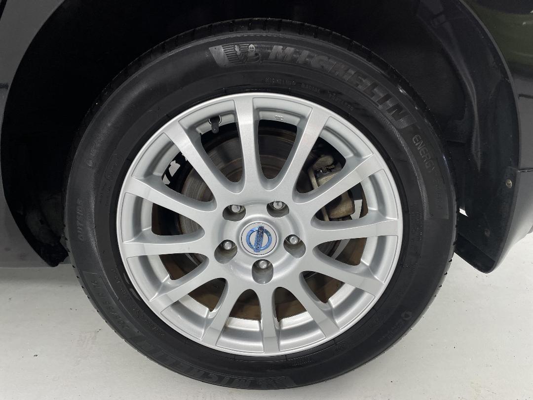 Photo '11' of Nissan Leaf Photo '11' of Nissan Leaf