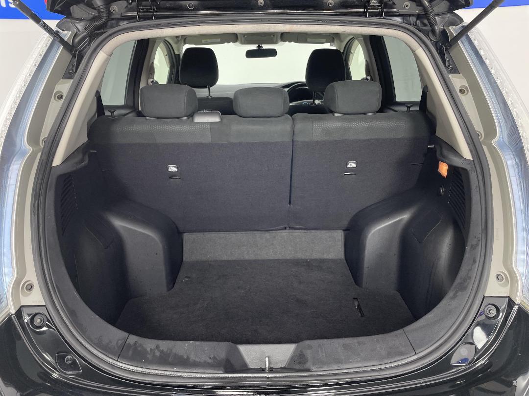 Photo '14' of Nissan Leaf Photo '14' of Nissan Leaf