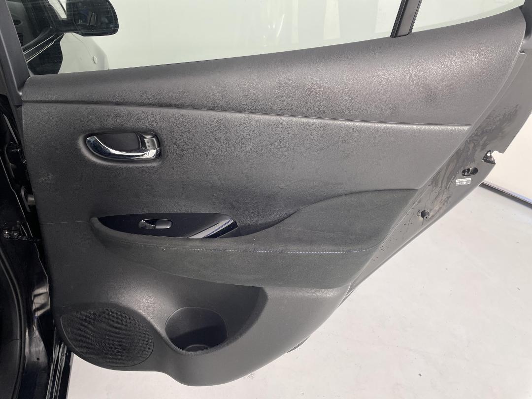 Photo '19' of Nissan Leaf Photo '19' of Nissan Leaf