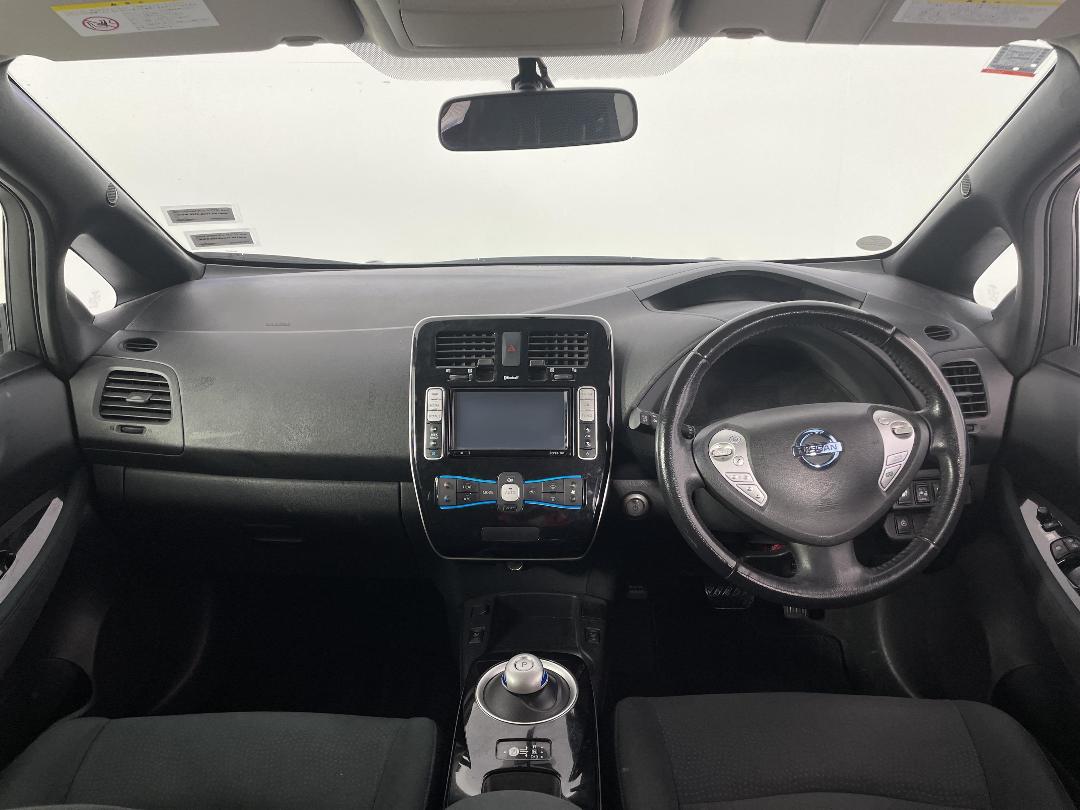 Photo '17' of Nissan Leaf Photo '17' of Nissan Leaf