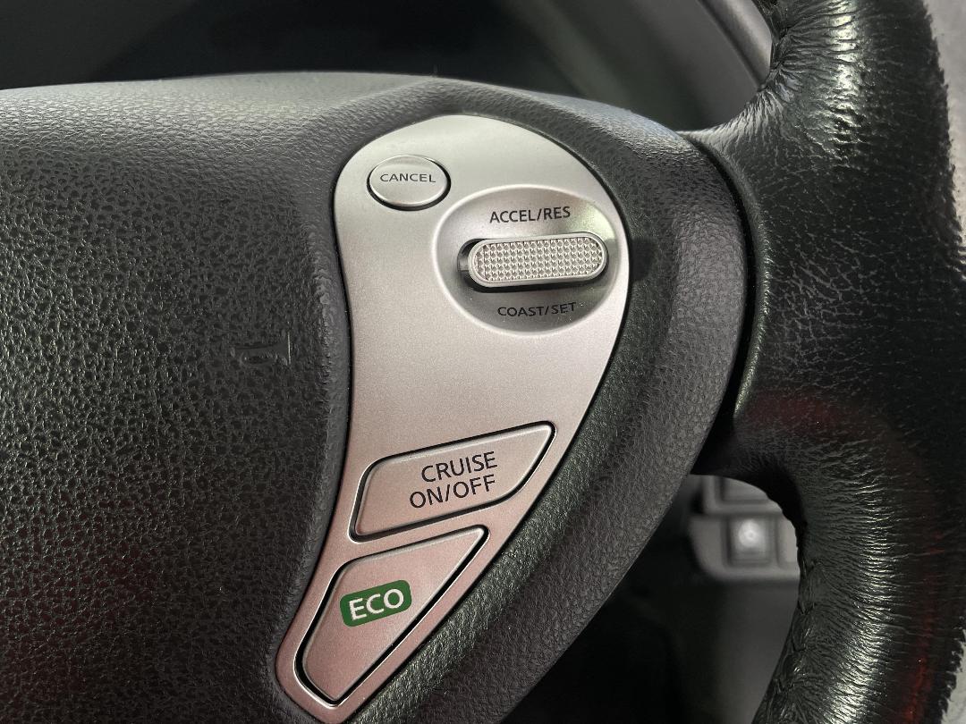 Photo '25' of Nissan Leaf Photo '25' of Nissan Leaf