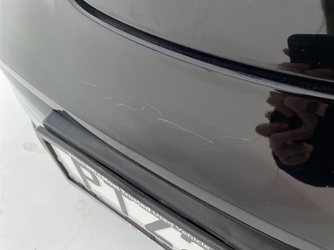 Photo '33' of Nissan Leaf Photo '33' of Nissan Leaf