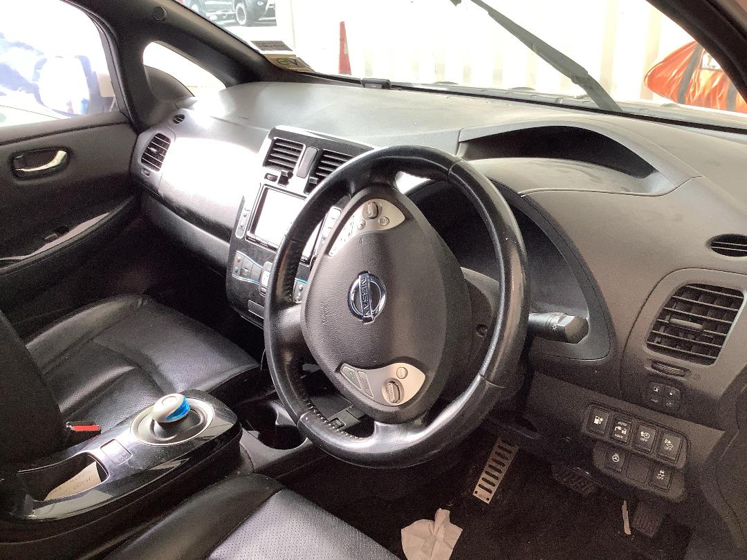 Photo '10' of Nissan Leaf Photo '10' of Nissan Leaf