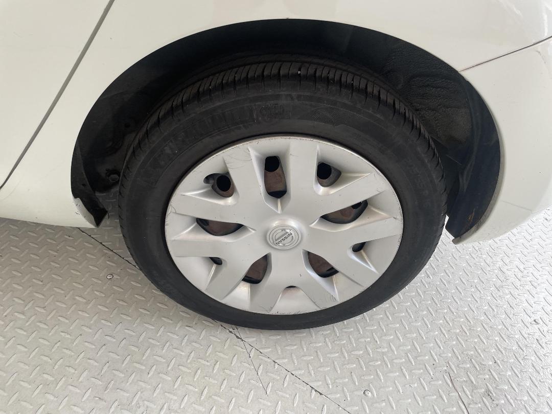 Photo '11' of Nissan Leaf