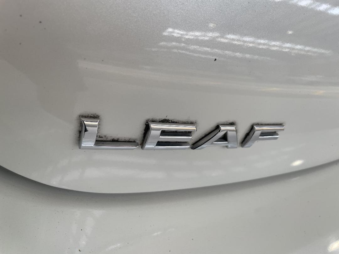 Photo '33' of Nissan Leaf