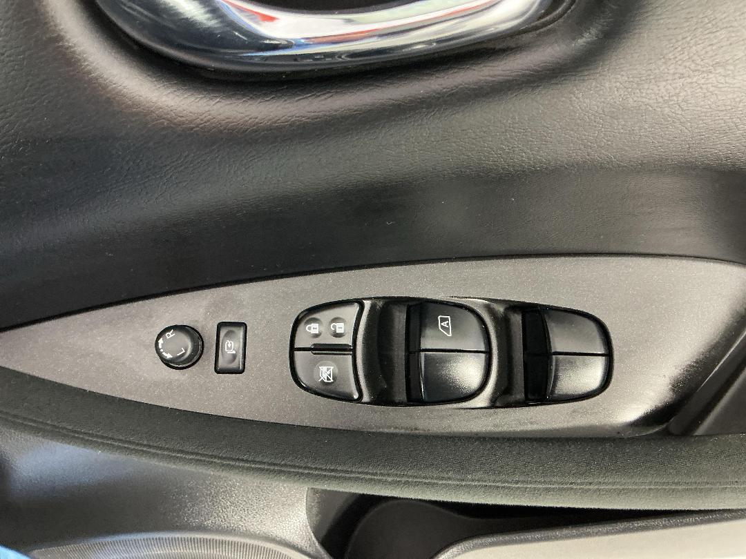 Photo '24' of Nissan Leaf Photo '24' of Nissan Leaf