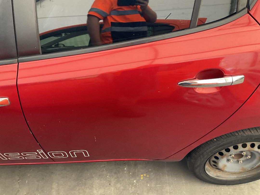 Photo '9' of Nissan Leaf