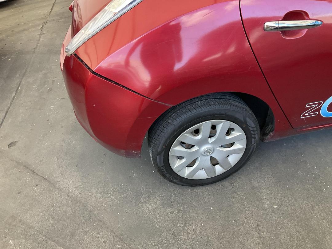 Photo '14' of Nissan Leaf