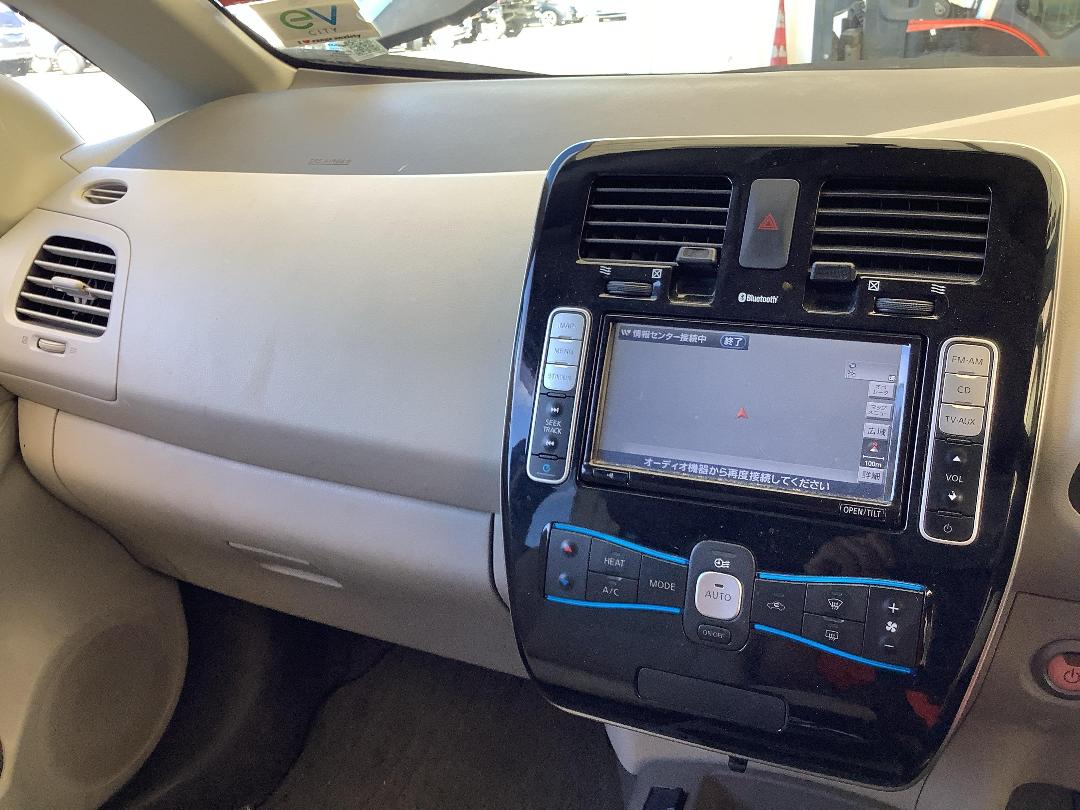 Photo '16' of Nissan Leaf