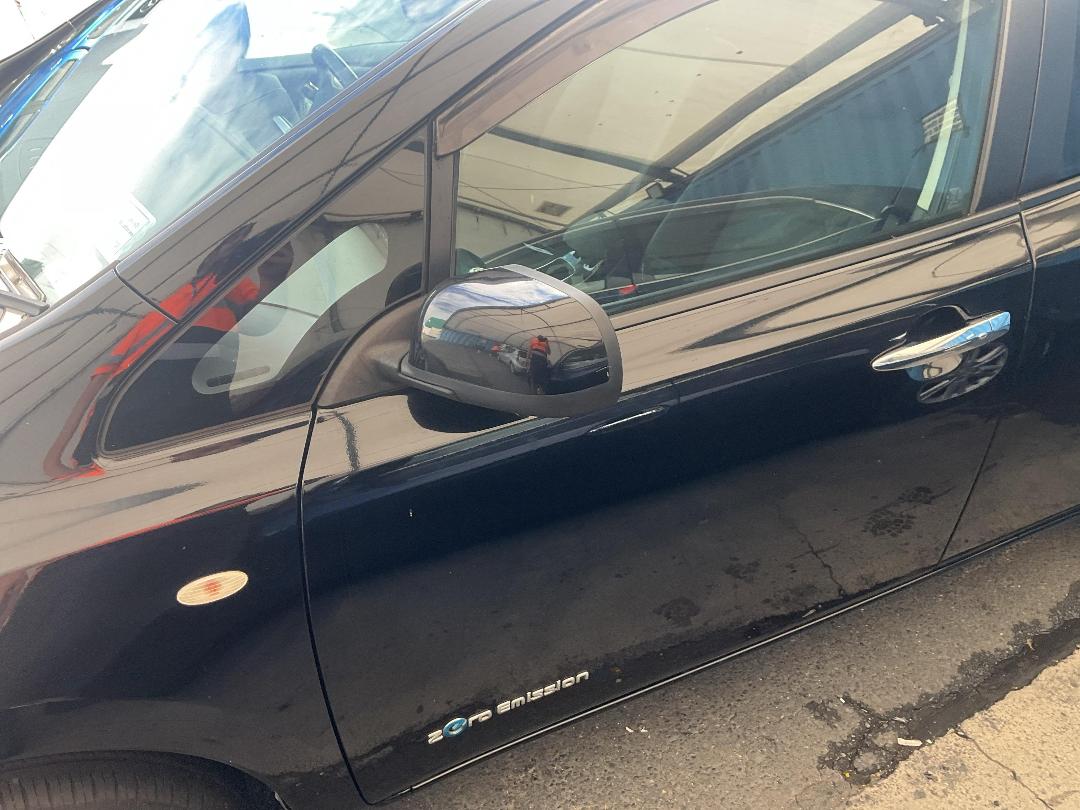 Photo '8' of Nissan Leaf