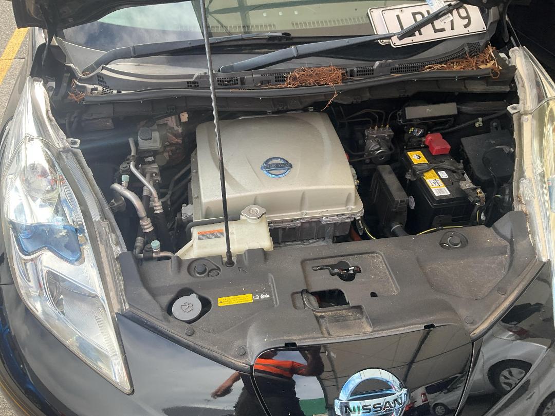 Photo '17' of Nissan Leaf