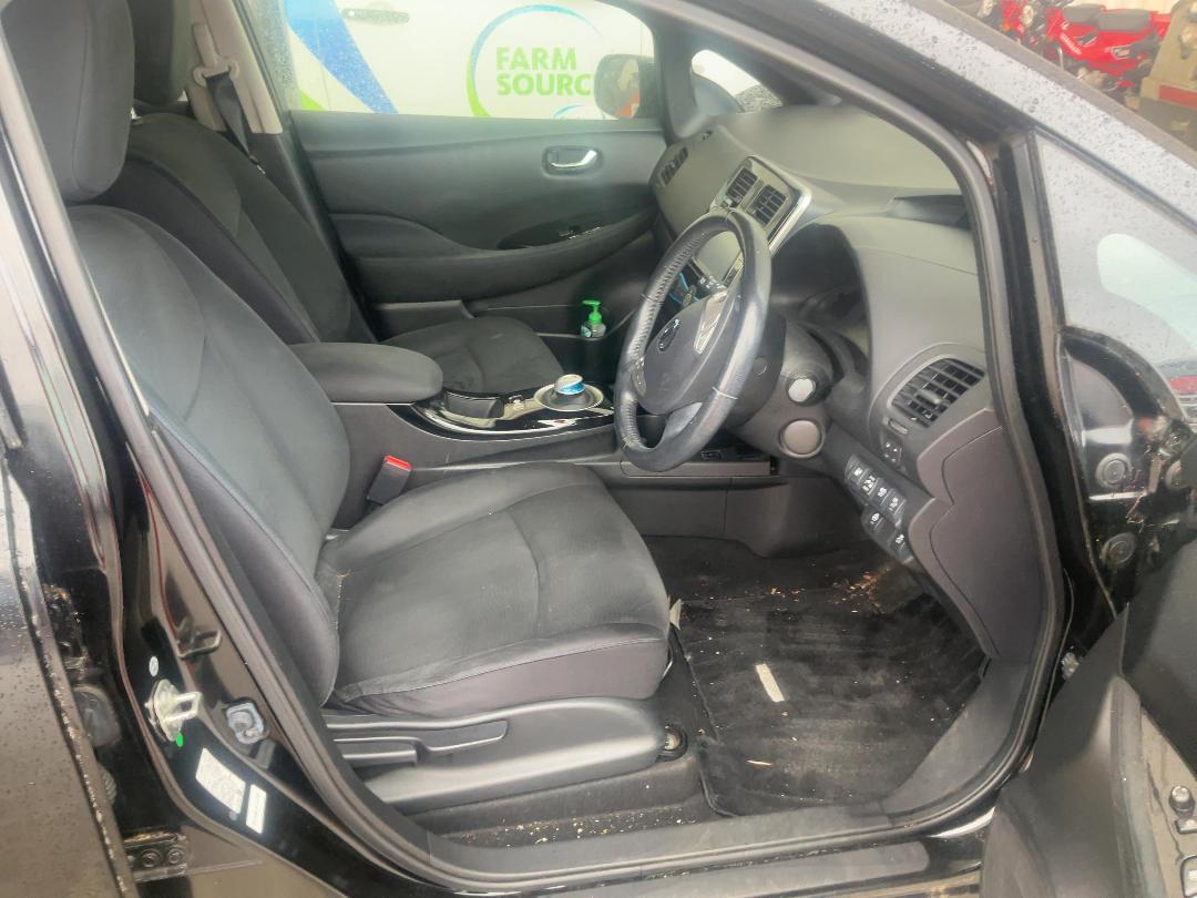 Photo '9' of Nissan Leaf