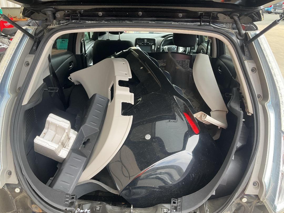 Photo '11' of Nissan Leaf