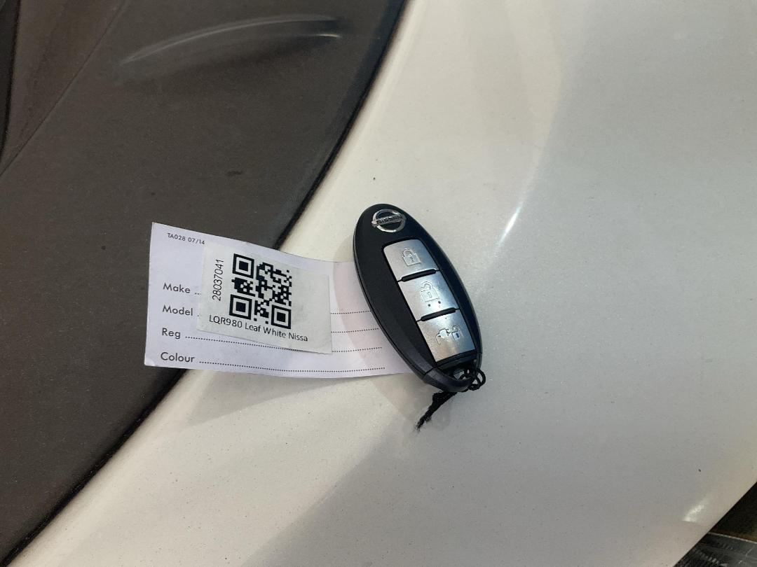 Photo '15' of Nissan Leaf