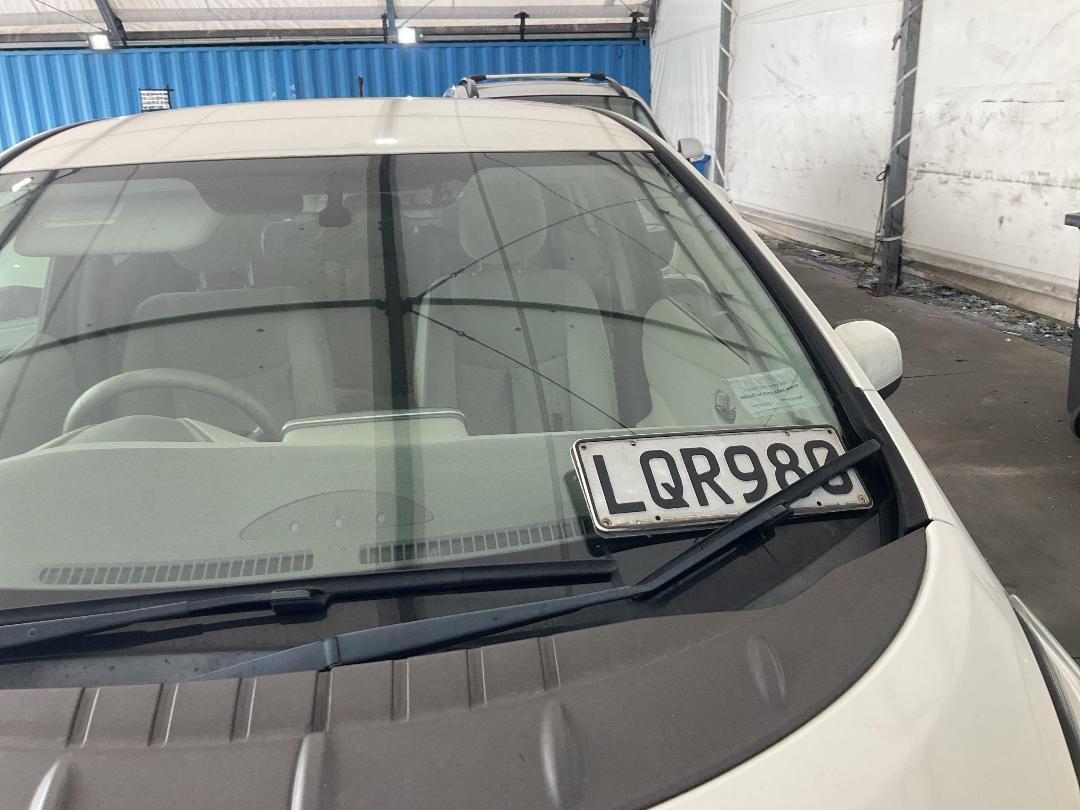 Photo '17' of Nissan Leaf