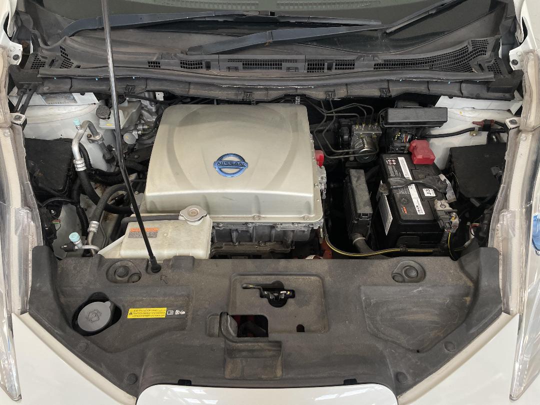 Photo '13' of Nissan Leaf