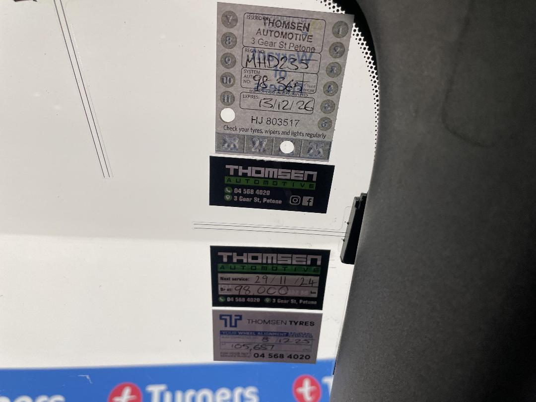 Photo '31' of Nissan Leaf