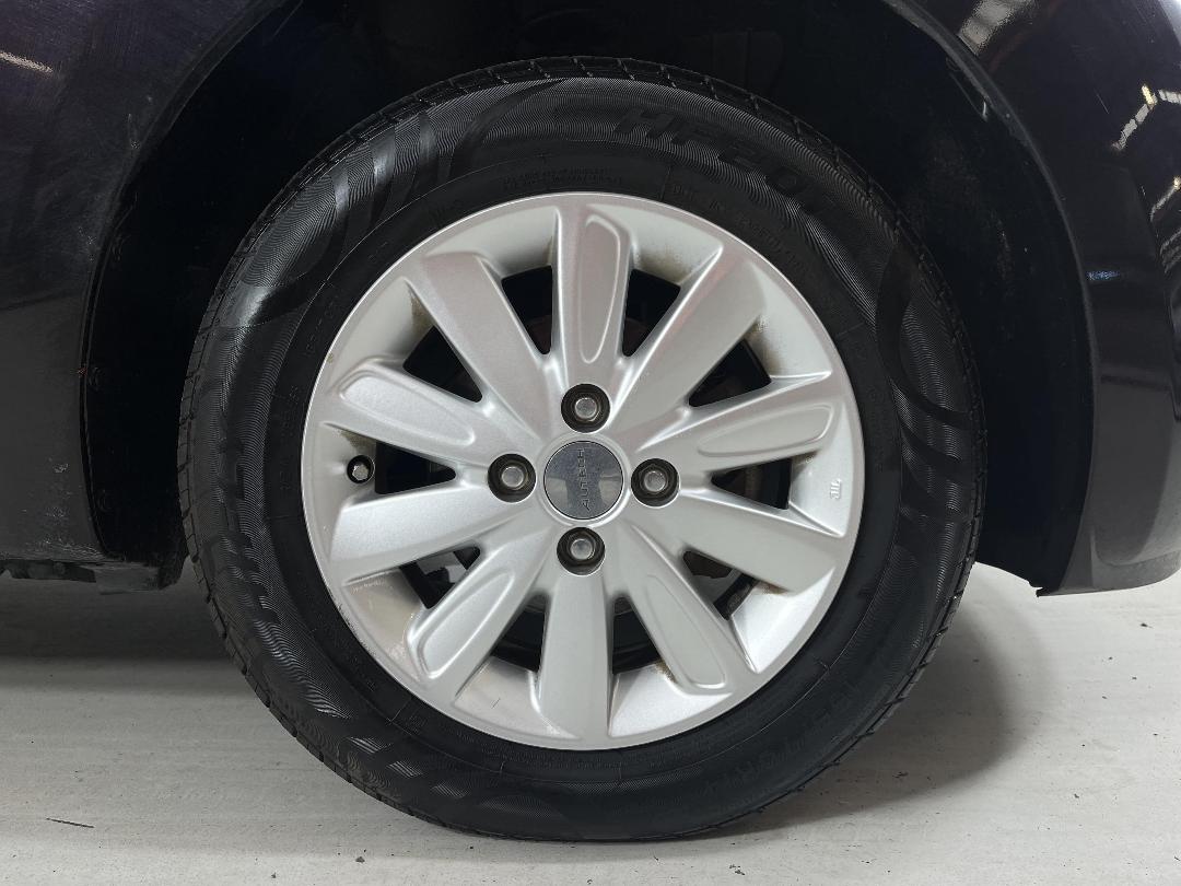 Photo '9' of Nissan March