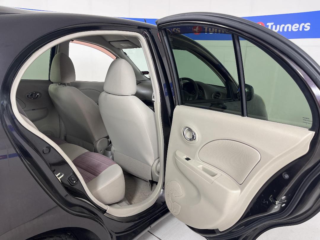 Photo '19' of Nissan March