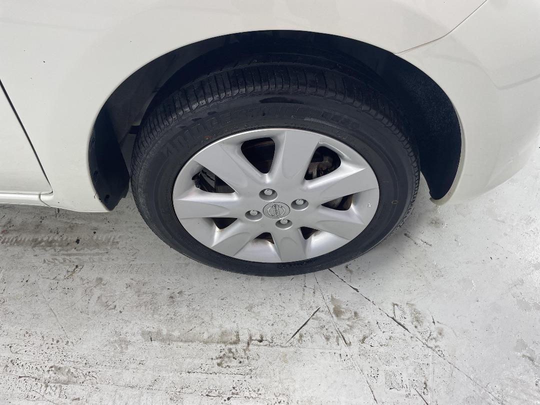 Photo '9' of Nissan Micra