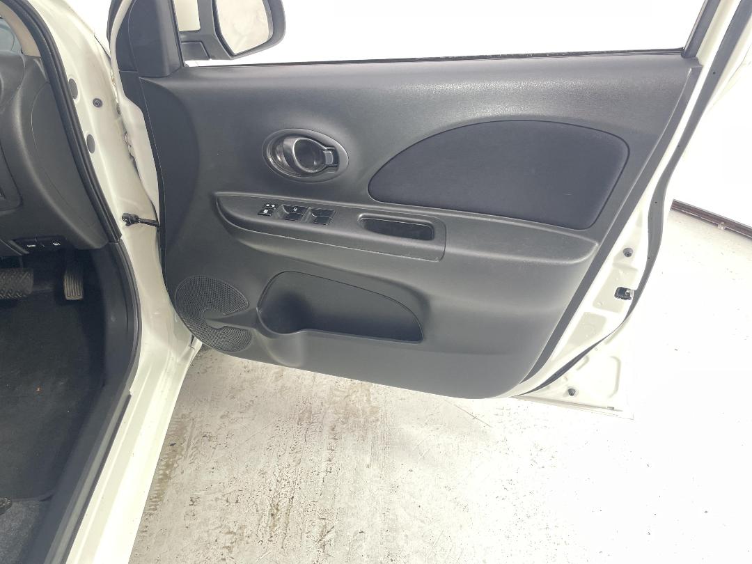 Photo '15' of Nissan Micra