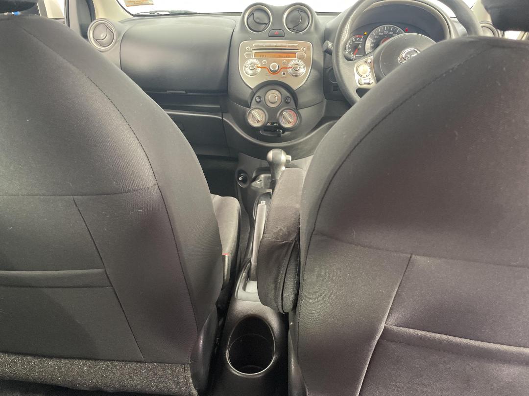 Photo '18' of Nissan Micra