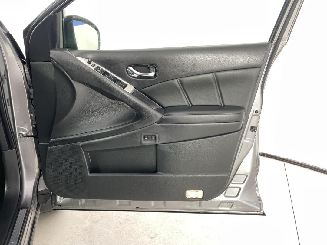 Photo '15' of Nissan Murano