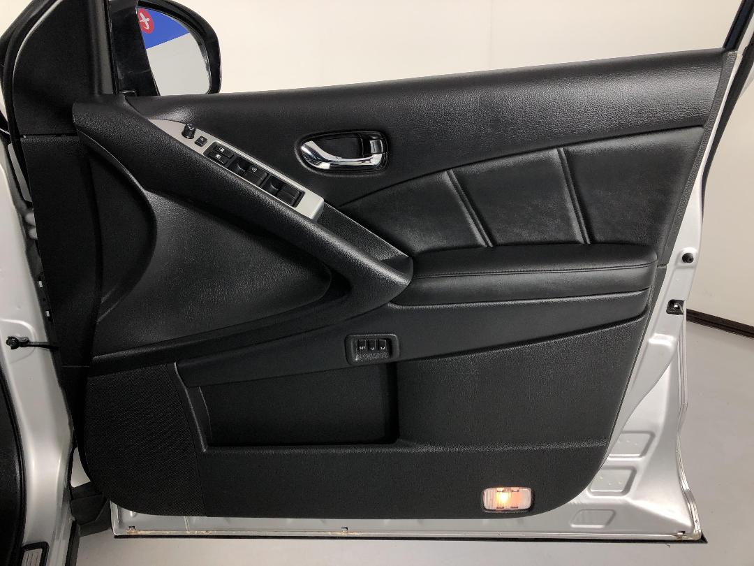 Photo '15' of Nissan Murano Photo '15' of Nissan Murano