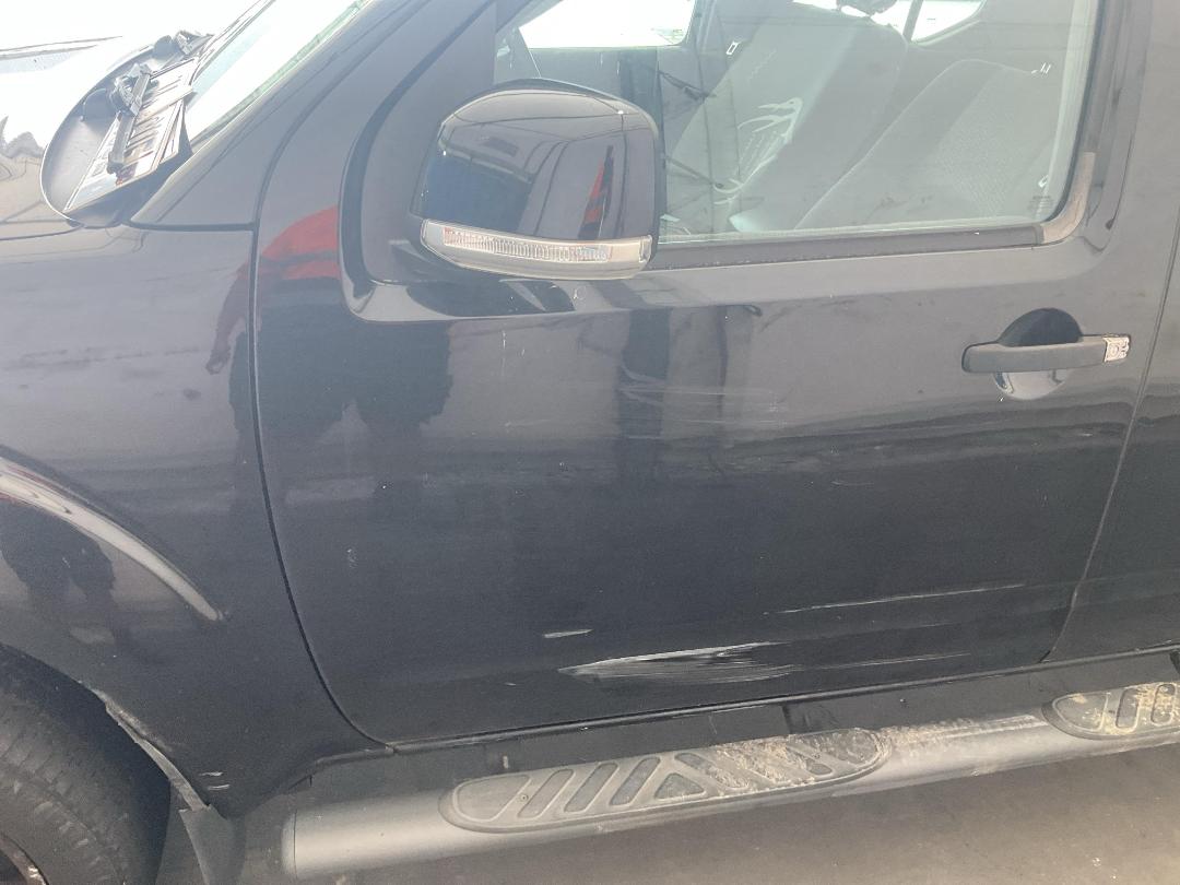 Photo '11' of Nissan Navara D/C ST-X