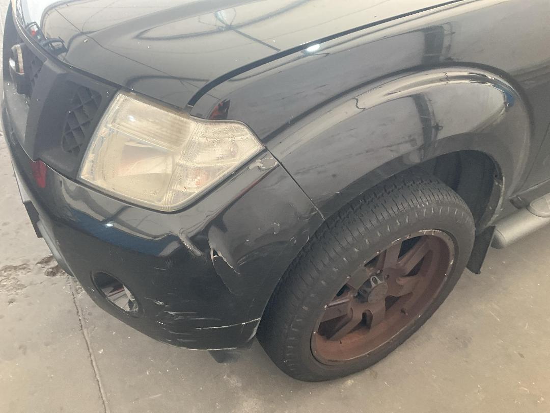 Photo '10' of Nissan Navara D/C ST-X