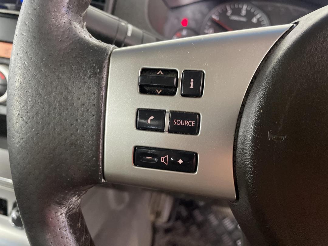 Photo '26' of Nissan Navara Photo '26' of Nissan Navara