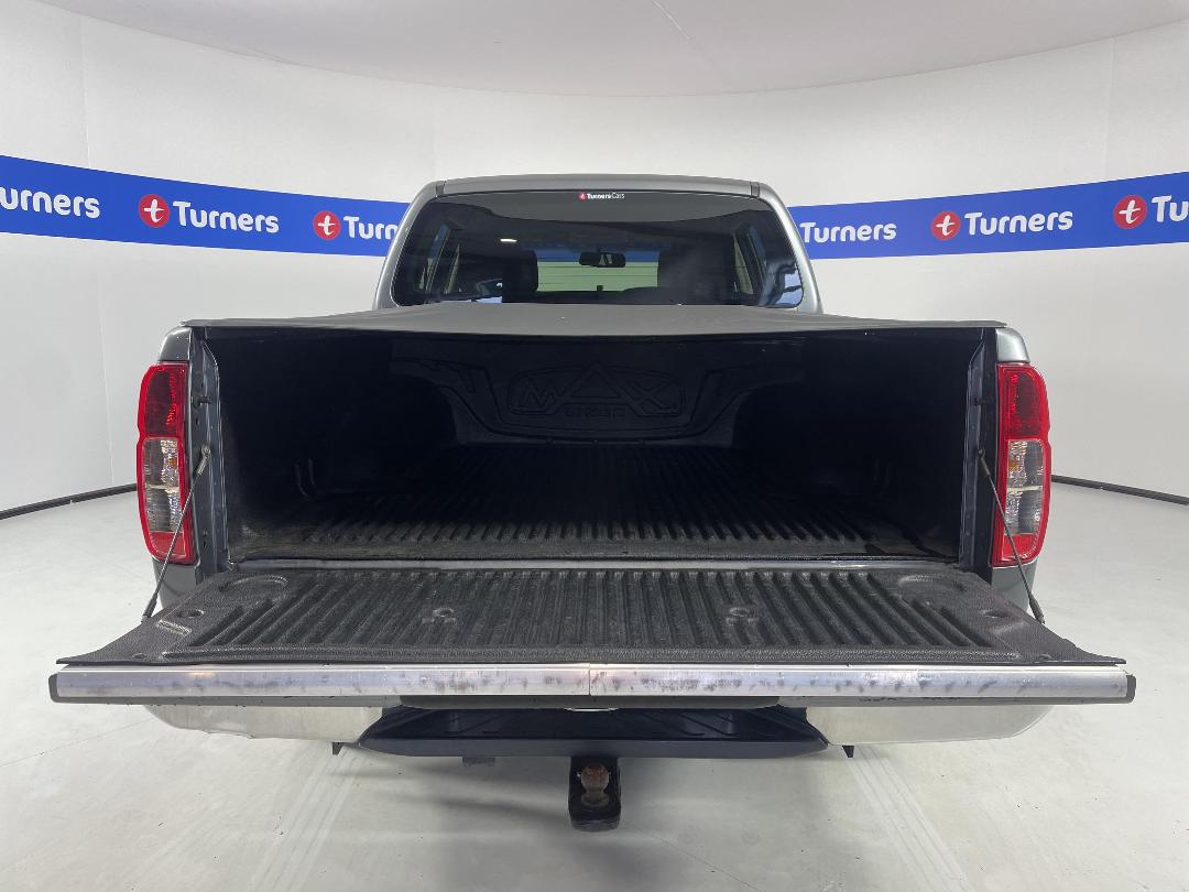 Photo '14' of Nissan Navara