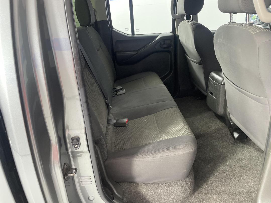 Photo '20' of Nissan Navara