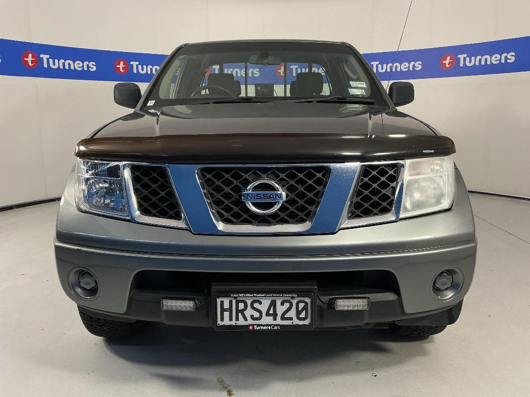 Photo '2' of Nissan Navara