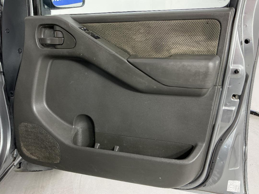 Photo '15' of Nissan Navara