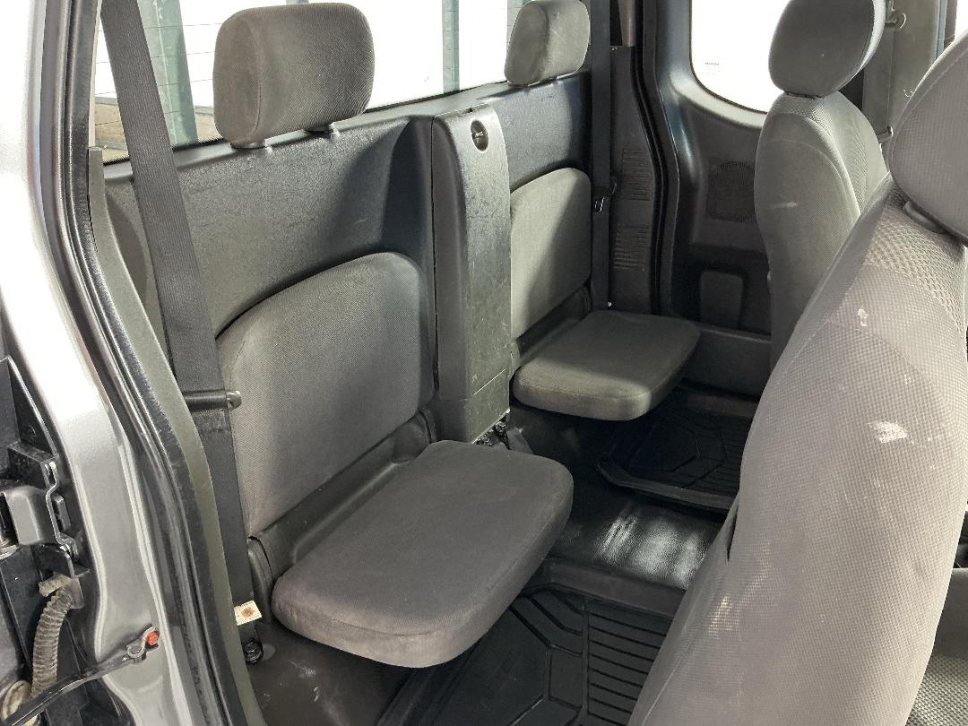 Photo '20' of Nissan Navara