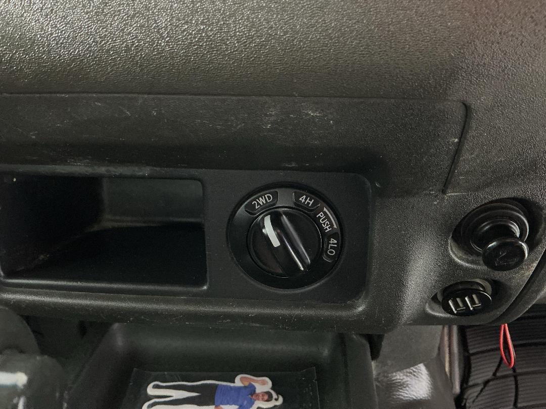 Photo '23' of Nissan Navara