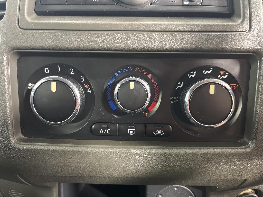 Photo '25' of Nissan Navara Photo '25' of Nissan Navara