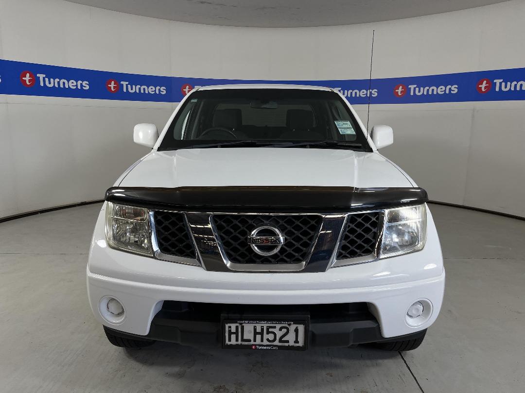 Photo '2' of Nissan Navara