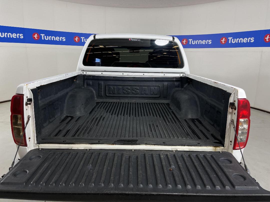 Photo '14' of Nissan Navara