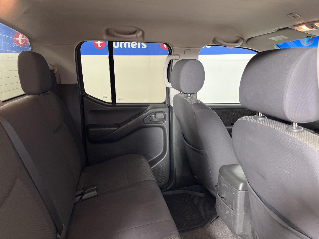 Photo '20' of Nissan Navara